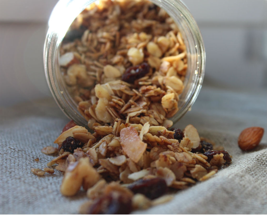 healthy homemade granola